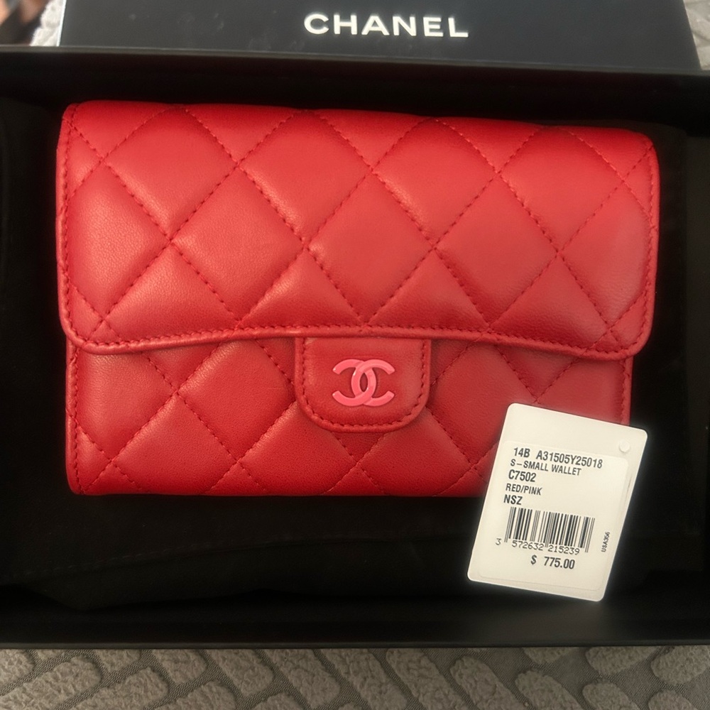 CHANEL Pink Quilted Wallet